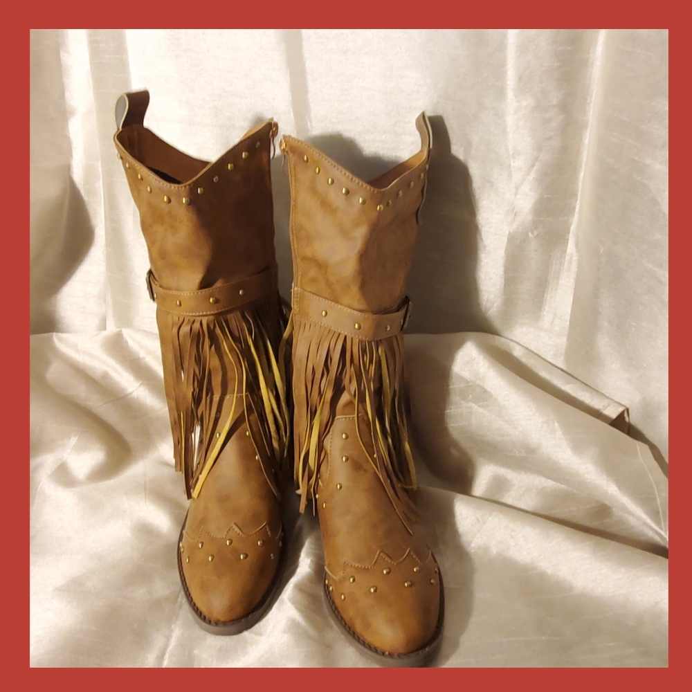 Women's Western Boots Fringed and Studded  Faux Leather